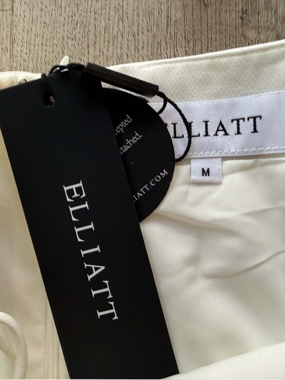 elliatt nolana white 3d floral applique bridal maxi gown dress size medium NEW - Picture 12 of 15